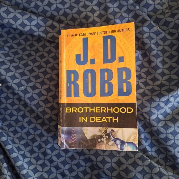 brotherhood in death - Picture 1 of 6